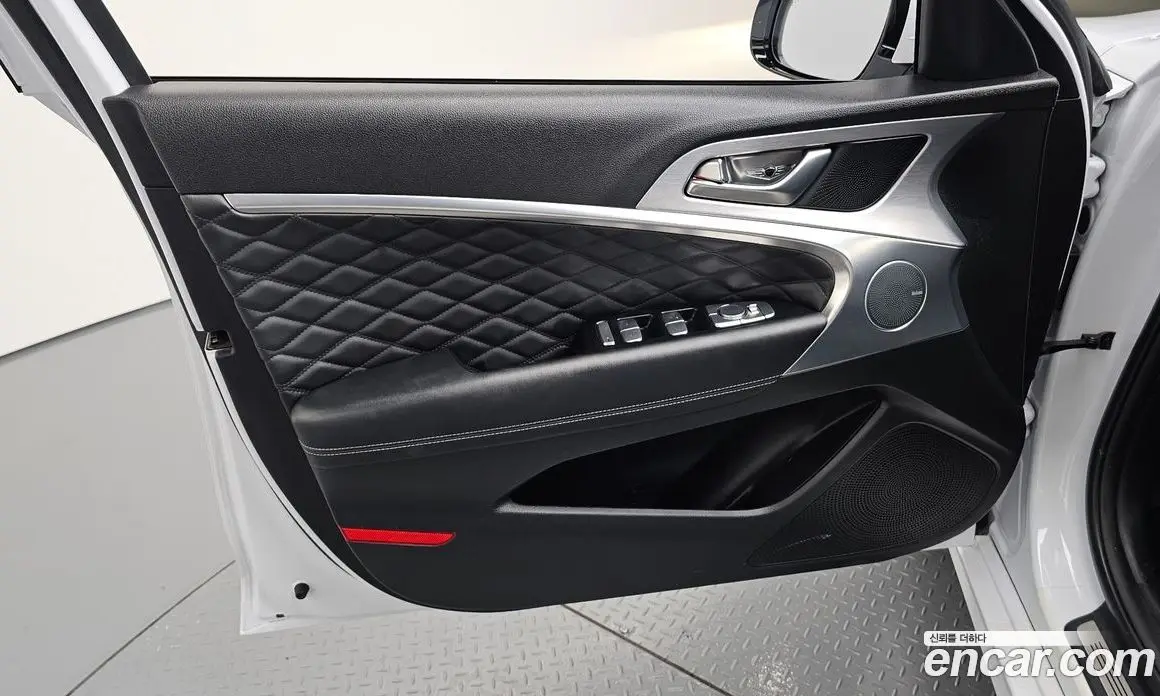 Genesis G70 2018 2.0 автомат (гидро), фото 14
