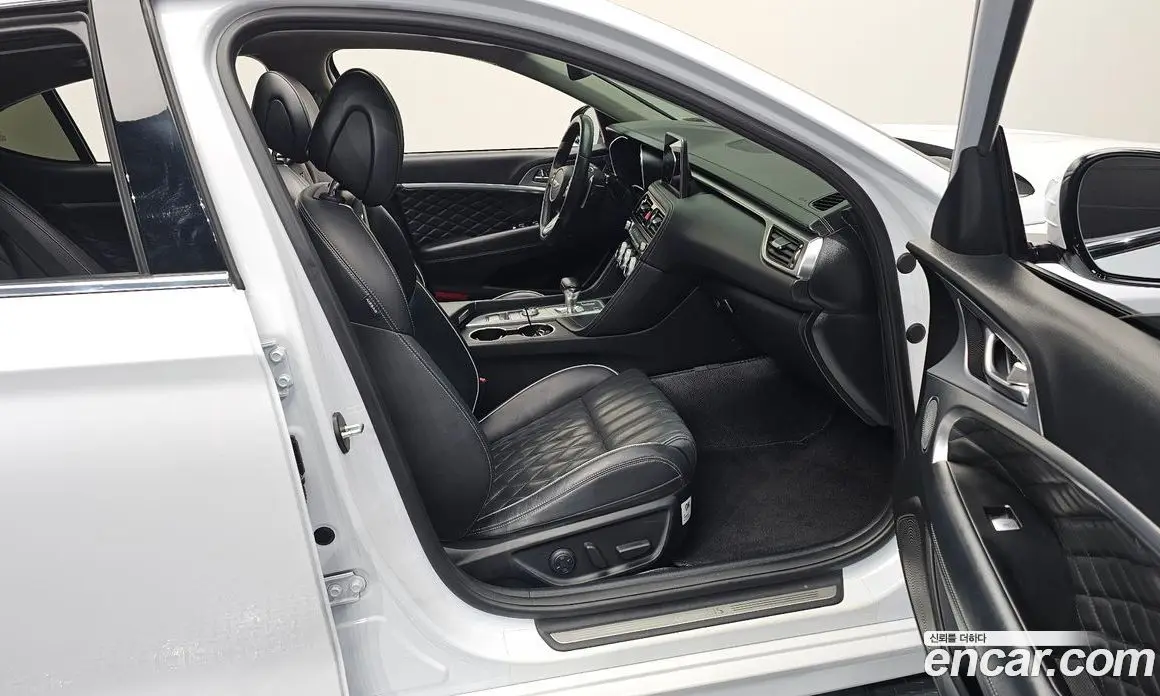 Genesis G70 2018 2.0 автомат (гидро), фото 16