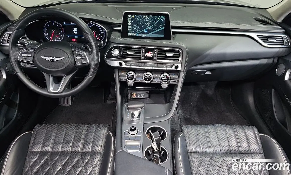 Genesis G70 2018 2.0 автомат (гидро), фото 9 Genesis G70 2018 2.0 автомат (гидро), фото 9