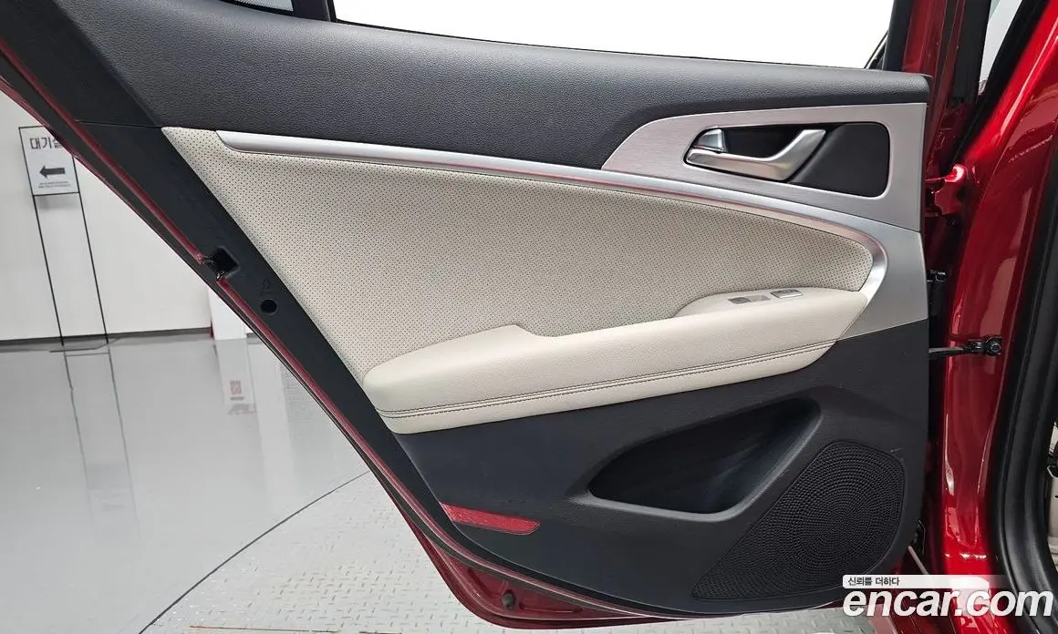 Genesis G70 2019 2.0 автомат (гидро), фото 14 Genesis G70 2019 2.0 автомат (гидро), фото 14