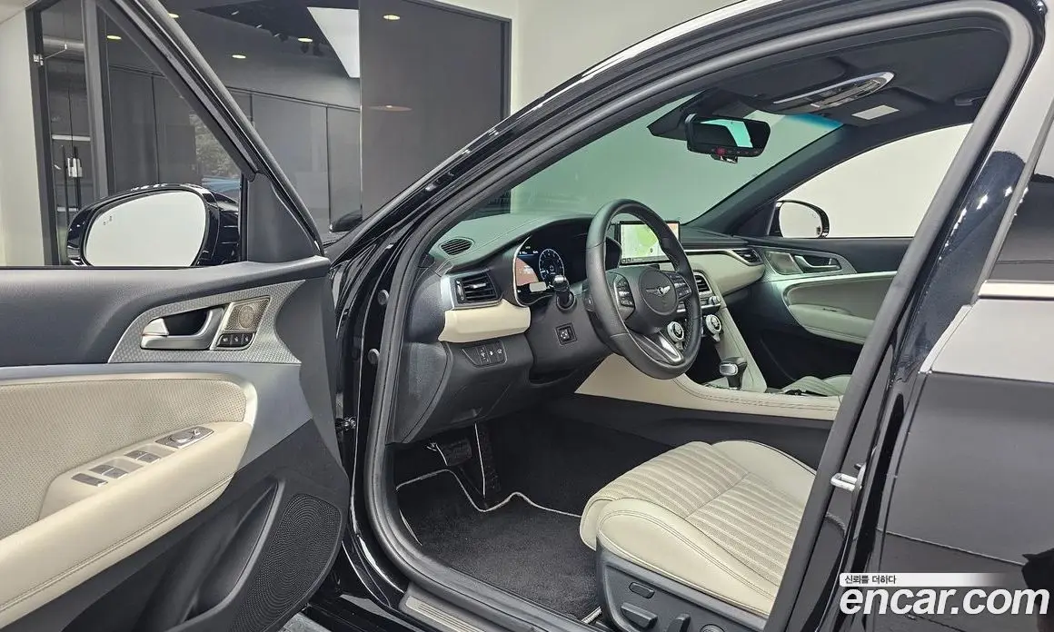 Genesis G70 2022 2.0 автомат (гидро), фото 13