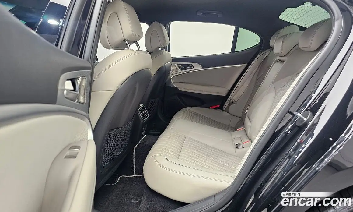 Genesis G70 2022 2.0 автомат (гидро), фото 18