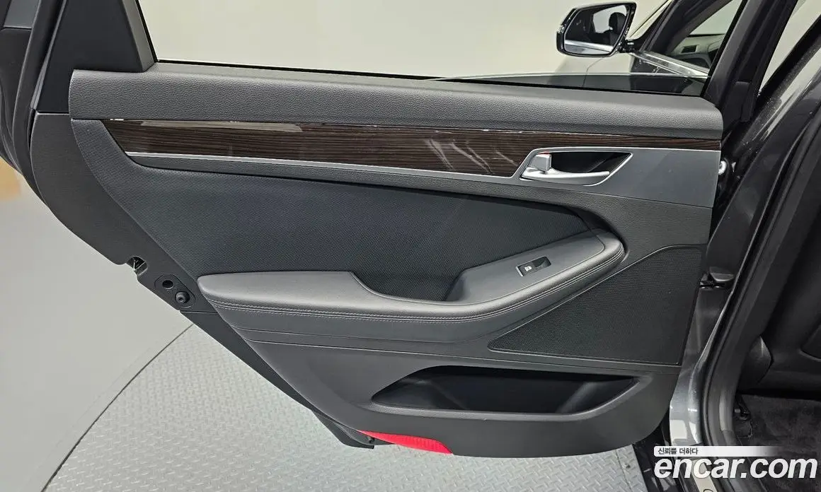 Genesis G80 2017 3.3 автомат (гидро), фото 15