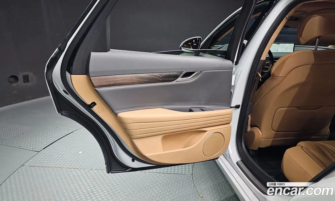 Genesis G80 2023 2.5 автомат (гидро), фото 15