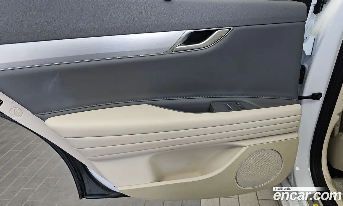 Genesis G80 2024 2.5 автомат (гидро), фото 15