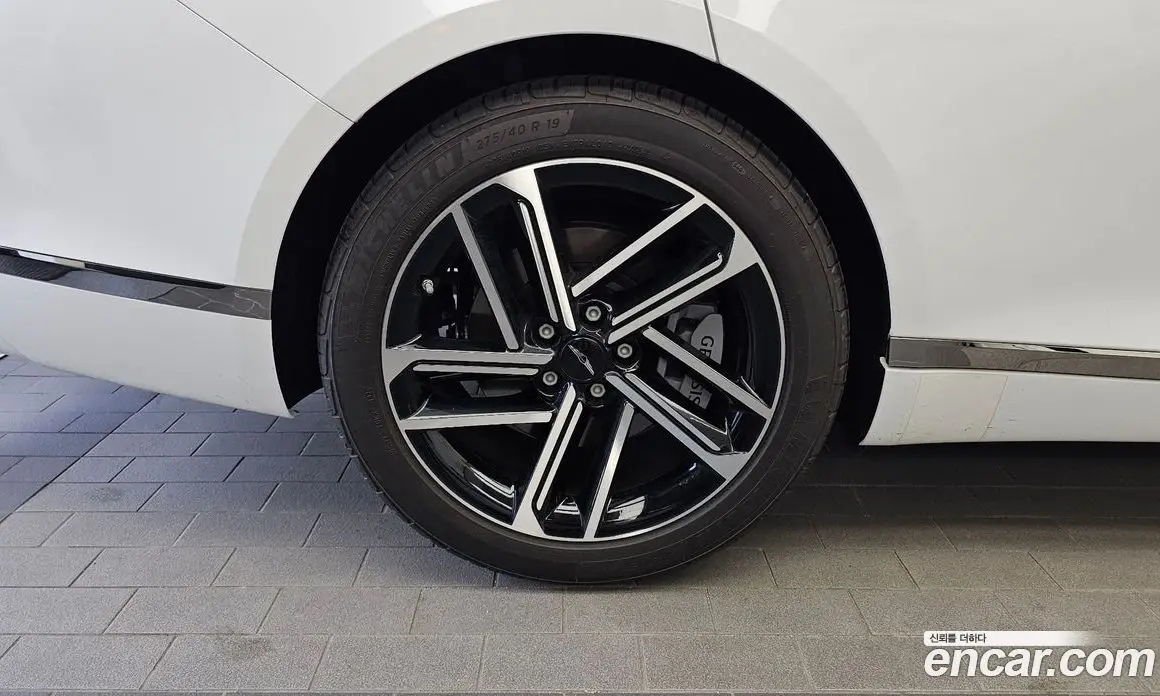 Genesis G80 2024 2.5 автомат (гидро), фото 5