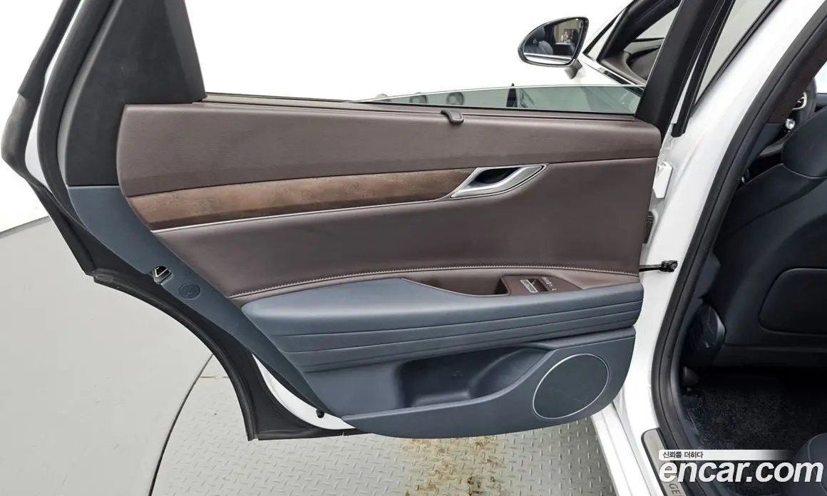 Genesis G80 2024 2.5 автомат (гидро), фото 14