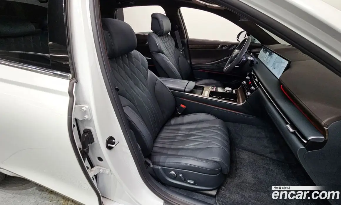 Genesis G80 2024 2.5 автомат (гидро), фото 15