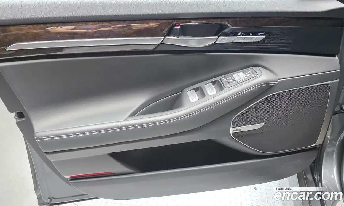 Genesis G90 2019 3.8 автомат (гидро), фото 14 Genesis G90 2019 3.8 автомат (гидро), фото 14