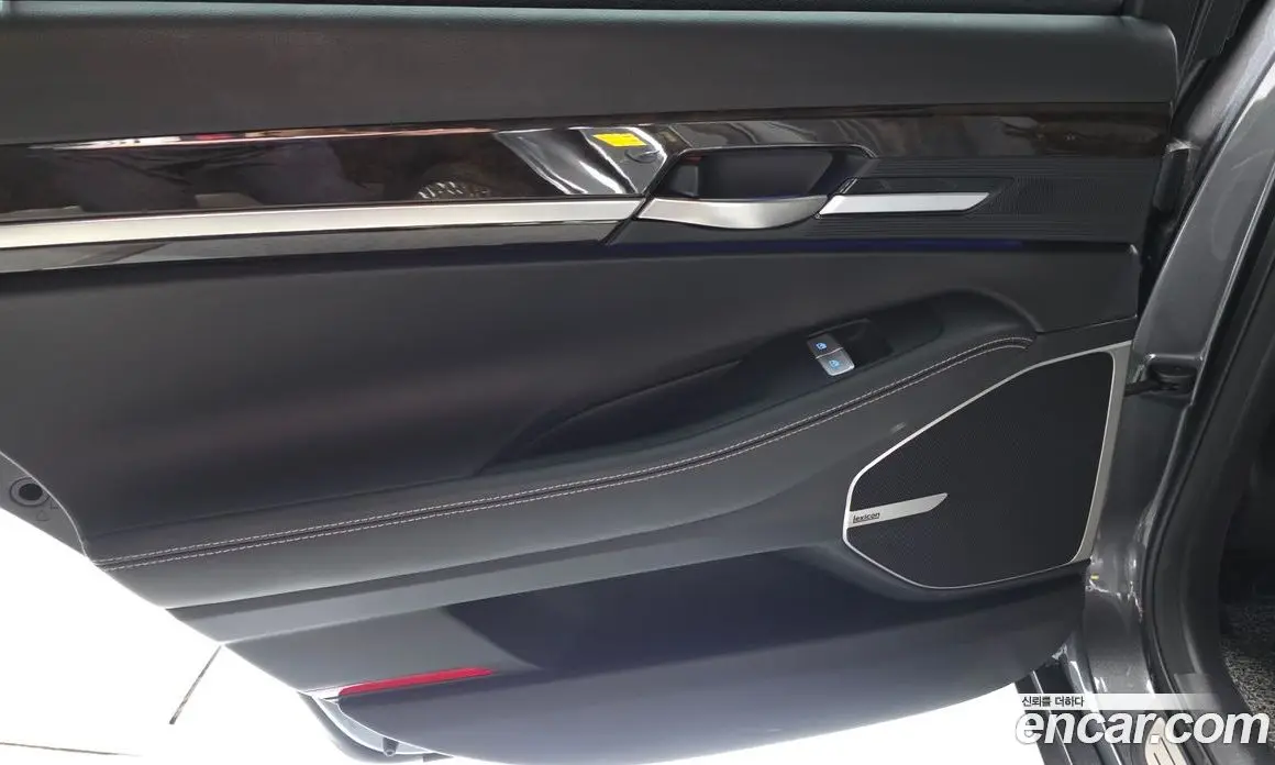 Genesis G90 2019 3.8 автомат (гидро), фото 15 Genesis G90 2019 3.8 автомат (гидро), фото 15