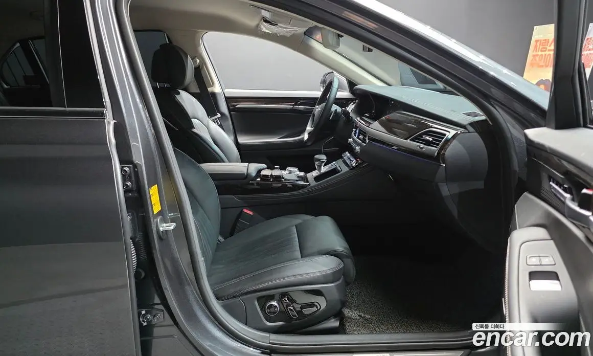 Genesis G90 2019 3.8 автомат (гидро), фото 16 Genesis G90 2019 3.8 автомат (гидро), фото 16