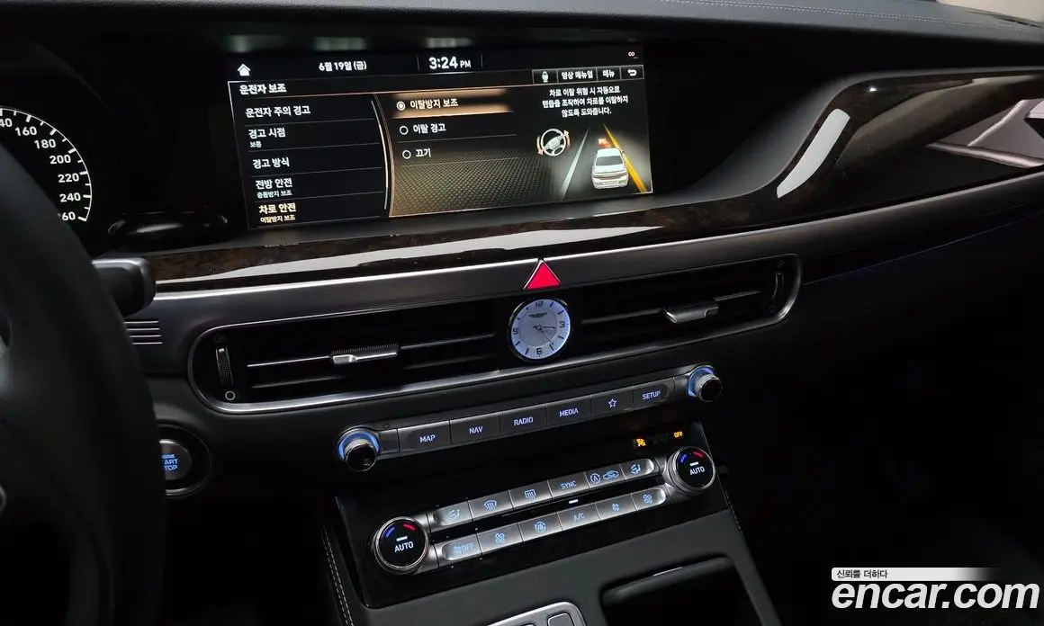Genesis G90 2019 3.8 автомат (гидро), фото 20 Genesis G90 2019 3.8 автомат (гидро), фото 20