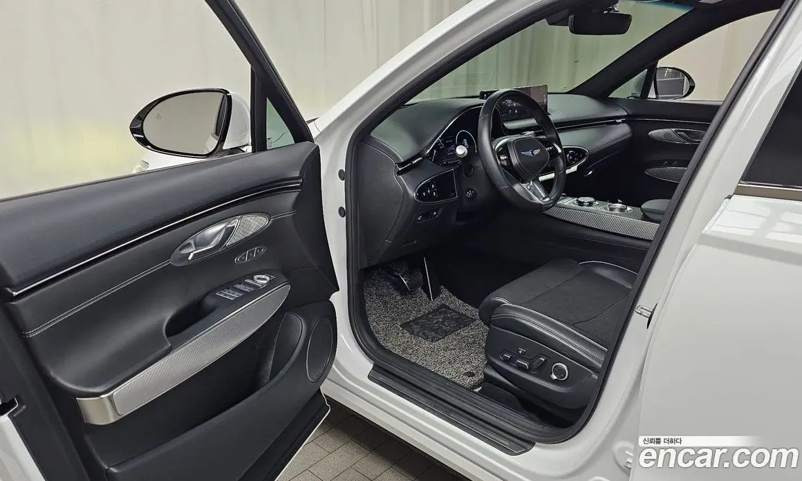 Genesis GV70 2021 2.5 автомат (гидро), фото 13 Genesis GV70 2021 2.5 автомат (гидро), фото 13