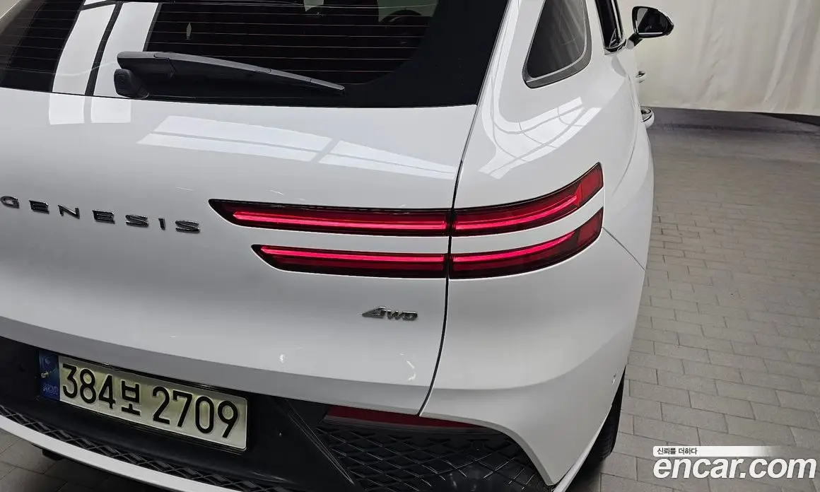 Genesis GV70 2021 2.5 автомат (гидро), фото 9 Genesis GV70 2021 2.5 автомат (гидро), фото 9