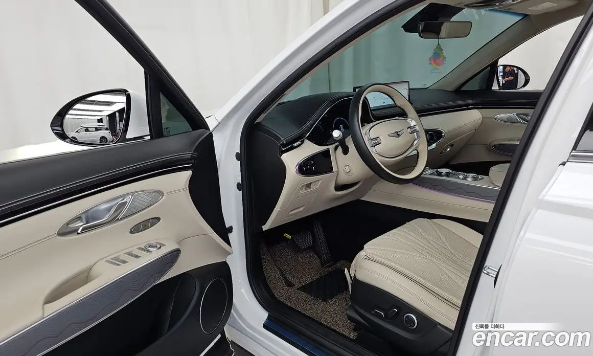 Genesis GV70 2024 2.5 автомат (гидро), фото 13