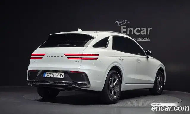 Genesis GV70, 2025, 4 904 км