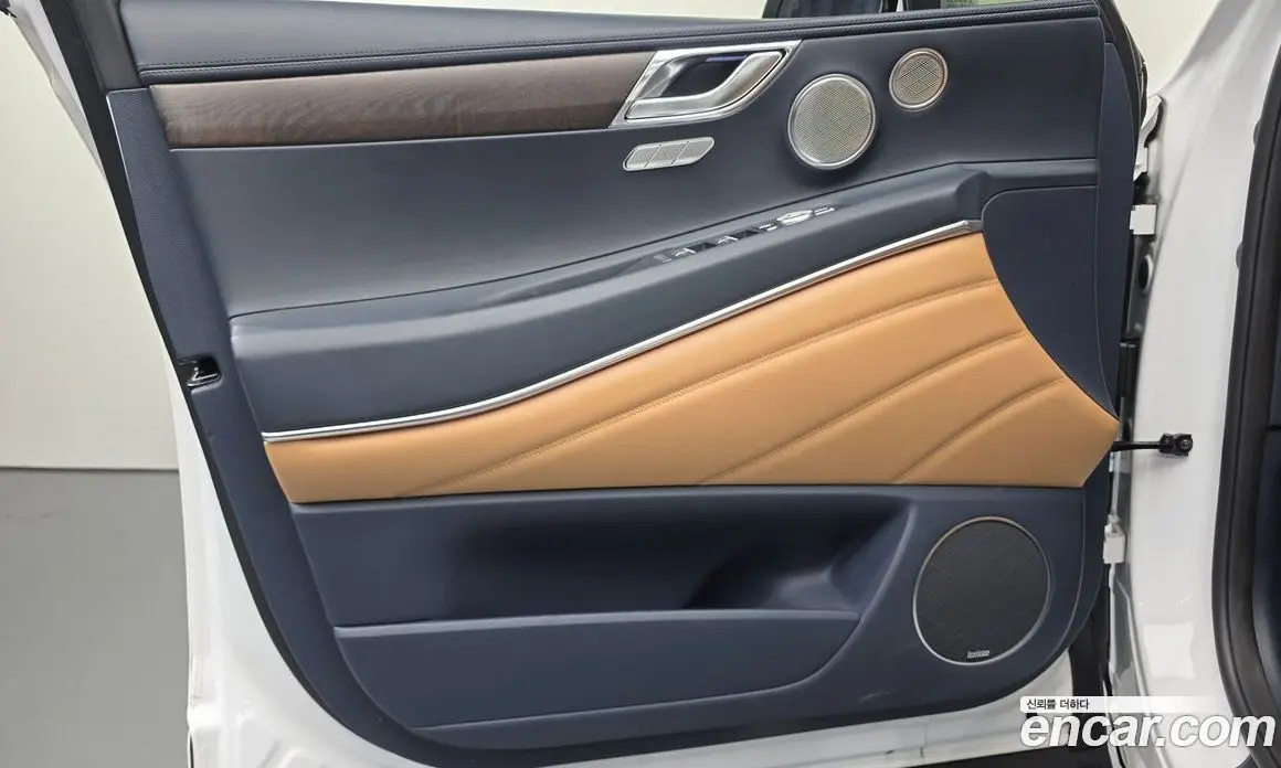 Genesis GV80 2023 2.5 автомат (гидро), фото 13