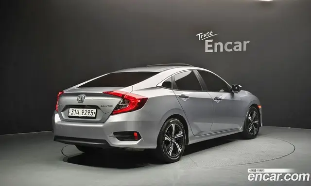Honda Civic 2018 2.0 автомат (гидро), миниатюра 2 Honda Civic 2018 2.0 автомат (гидро), миниатюра 2