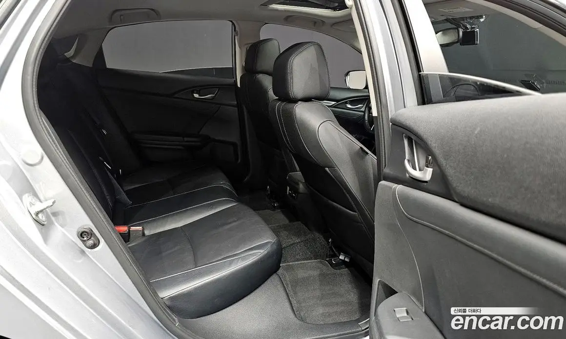 Honda Civic 2018 2.0 автомат (гидро), фото 18 Honda Civic 2018 2.0 автомат (гидро), фото 18