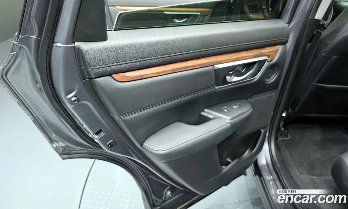 Honda CR-V 2021 1.5 автомат (гидро), фото 15 Honda CR-V 2021 1.5 автомат (гидро), фото 15