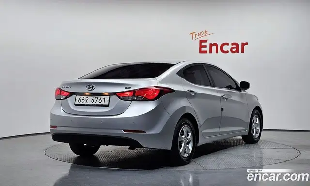 Hyundai Avante, 2015, 29 921 км