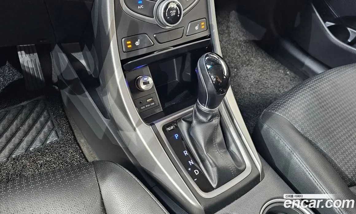 Hyundai Avante 2015 1.6 автомат (гидро), фото 11
