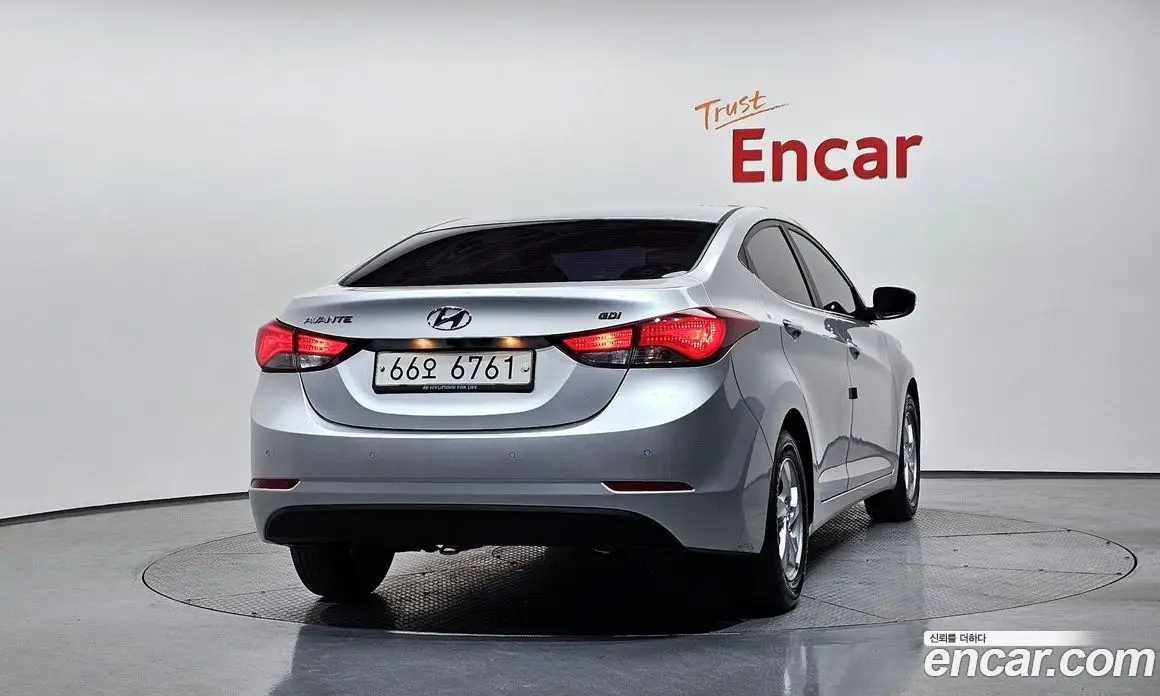 Hyundai Avante 2015 1.6 автомат (гидро), фото 3