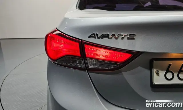 Hyundai Avante 2015 1.6 автомат (гидро), миниатюра 8