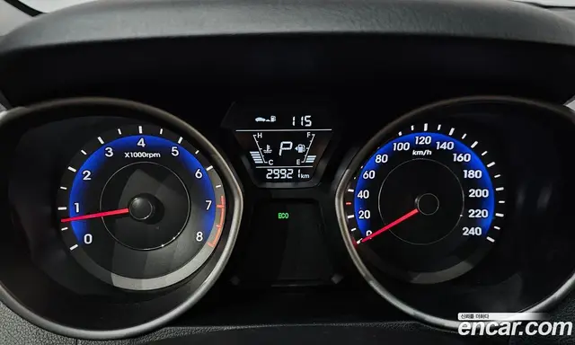 Hyundai Avante 2015 1.6 автомат (гидро), миниатюра 10