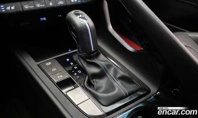Hyundai Avante 2023 2.0 автомат (гидро), миниатюра 12