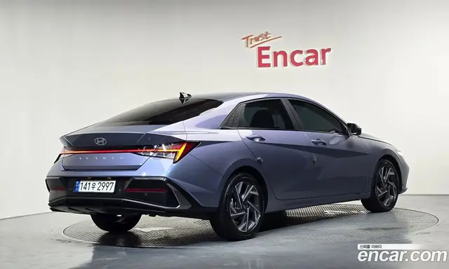 Hyundai Avante 2023 1.6 автомат (гидро), миниатюра 2