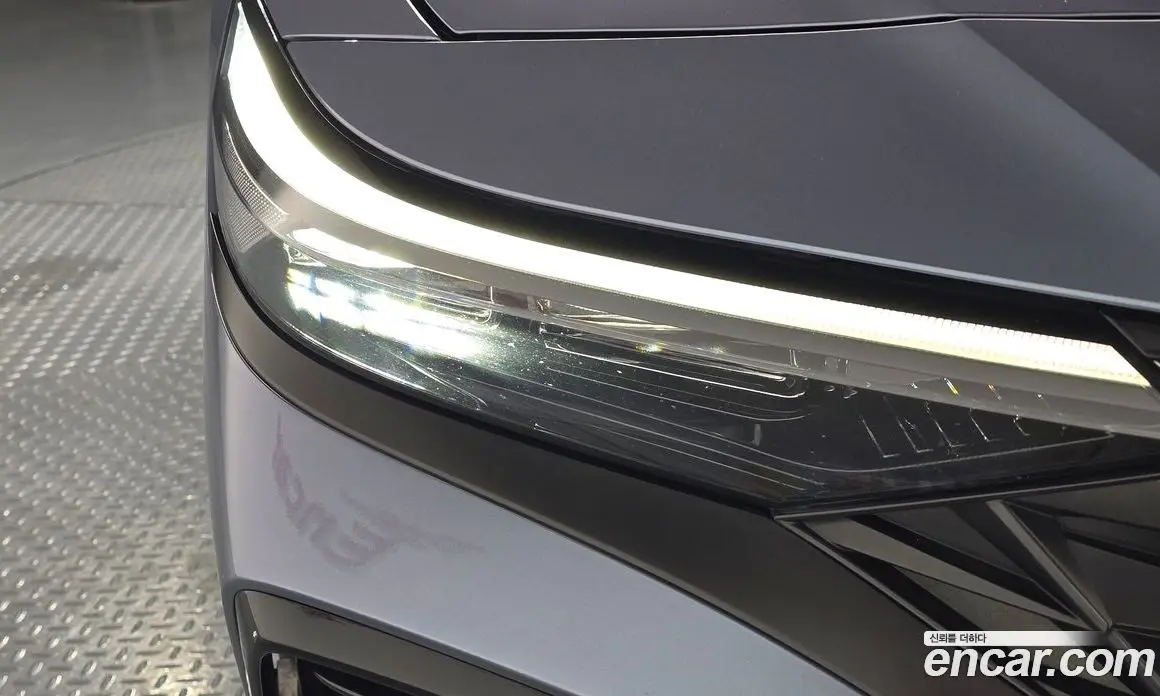 Hyundai Avante 2023 1.6 автомат (гидро), фото 8