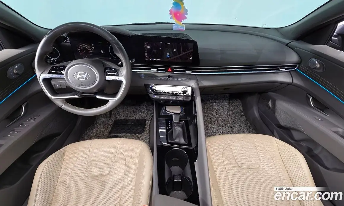 Hyundai Avante 2023 1.6 автомат (гидро), фото 10