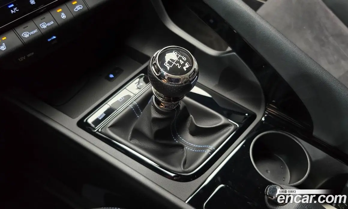 Hyundai Avante 2024 2.0 механика, фото 12 Hyundai Avante 2024 2.0 механика, фото 12