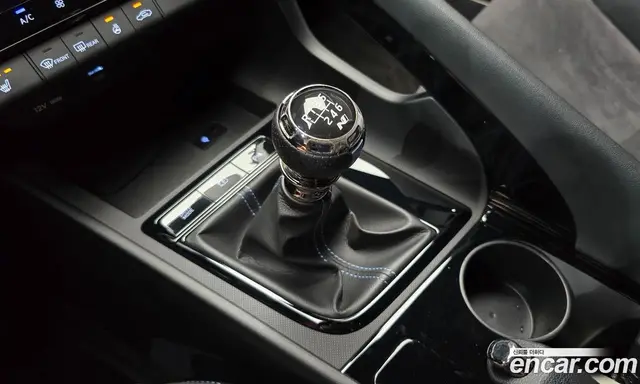 Hyundai Avante 2024 2.0 механика, миниатюра 12