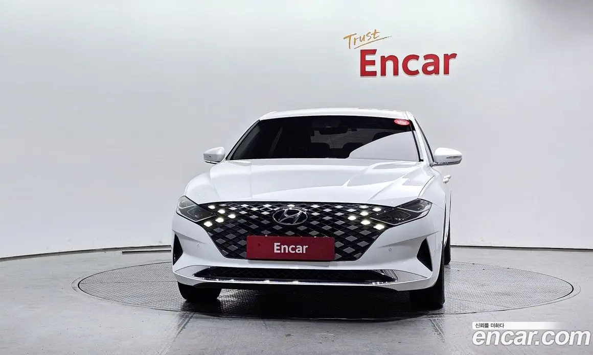 Hyundai Grandeur 2022 3.0 автомат (гидро), фото 3