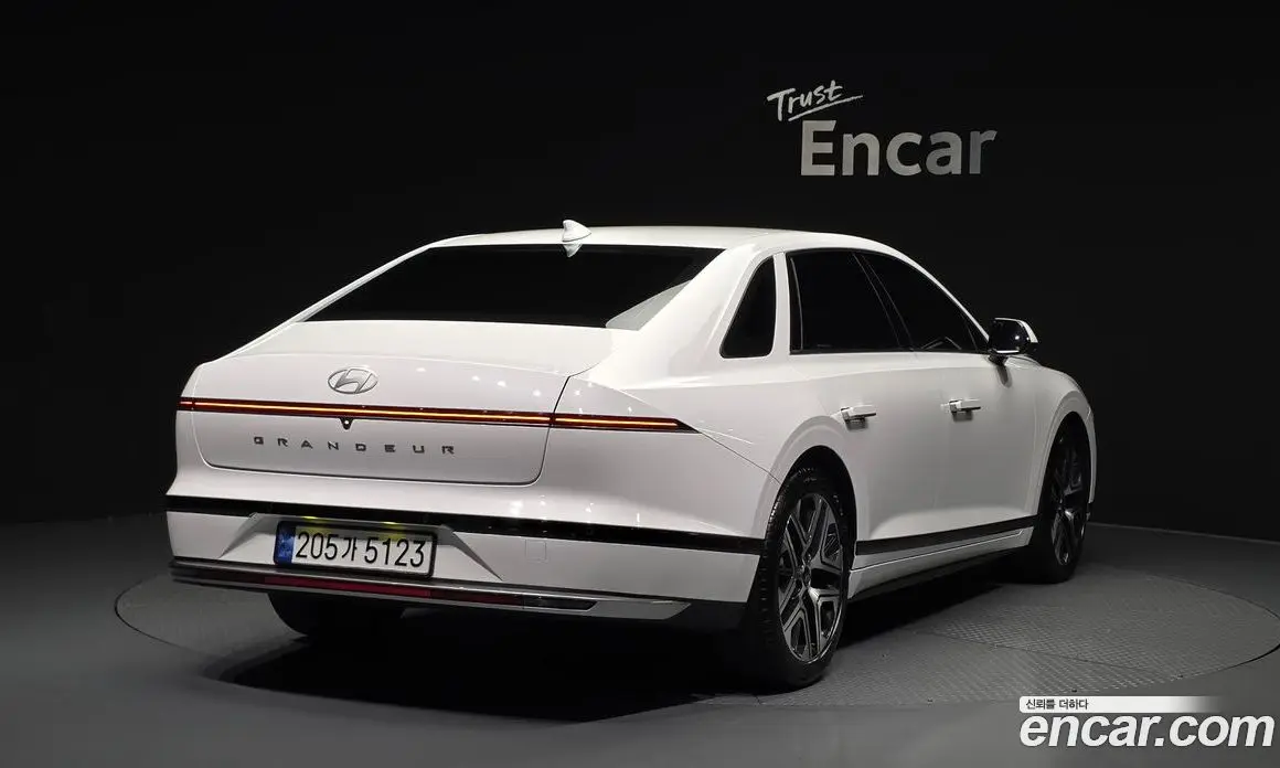 Hyundai Grandeur 2023 1.6 автомат (гидро), фото 2 Hyundai Grandeur 2023 1.6 автомат (гидро), фото 2