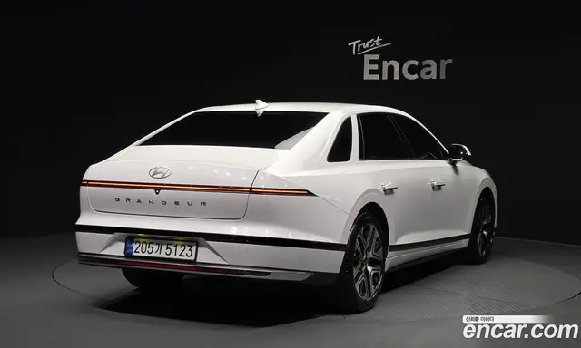 Hyundai Grandeur 2023 1.6 автомат (гидро), миниатюра 2 Hyundai Grandeur 2023 1.6 автомат (гидро), миниатюра 2