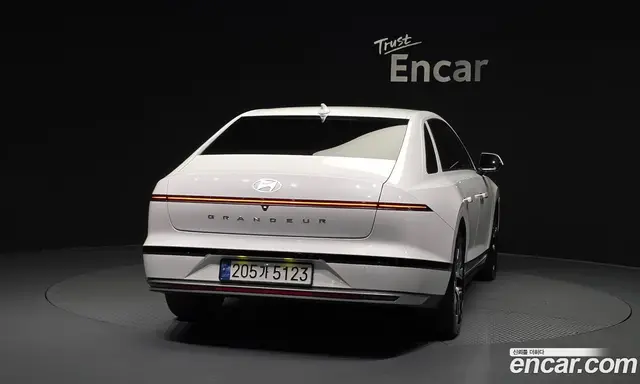 Hyundai Grandeur 2023 1.6 автомат (гидро), миниатюра 4 Hyundai Grandeur 2023 1.6 автомат (гидро), миниатюра 4