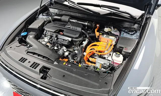 Hyundai Grandeur 2025 1.6 автомат (гидро), миниатюра 6