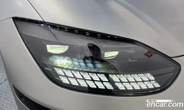 Hyundai Ioniq 6 2023 0.1 автомат (гидро), миниатюра 7 Hyundai Ioniq 6 2023 0.1 автомат (гидро), миниатюра 7