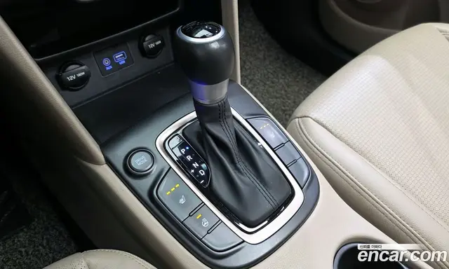 Hyundai Kona 2018 1.6 автомат (гидро), миниатюра 12