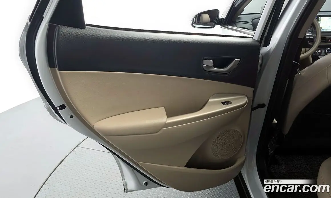 Hyundai Kona 2018 1.6 автомат (гидро), фото 15 Hyundai Kona 2018 1.6 автомат (гидро), фото 15