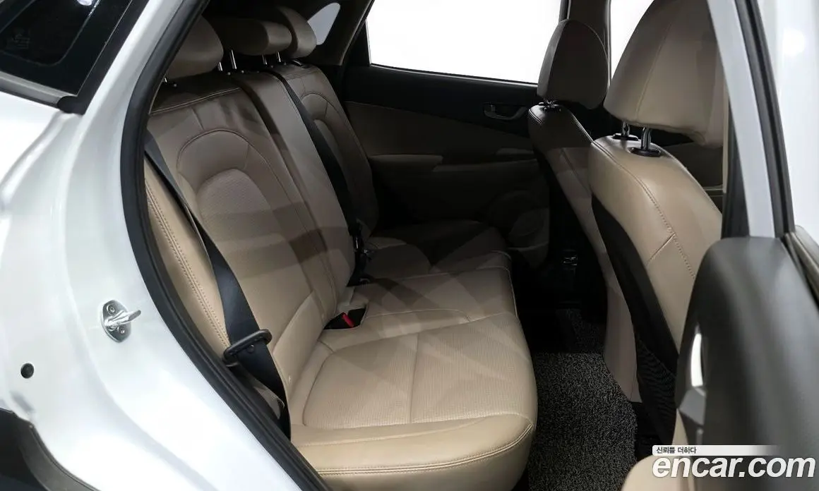 Hyundai Kona 2018 1.6 автомат (гидро), фото 17 Hyundai Kona 2018 1.6 автомат (гидро), фото 17