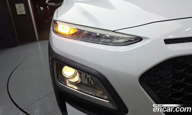 Hyundai Kona 2018 1.6 автомат (гидро), миниатюра 8 Hyundai Kona 2018 1.6 автомат (гидро), миниатюра 8