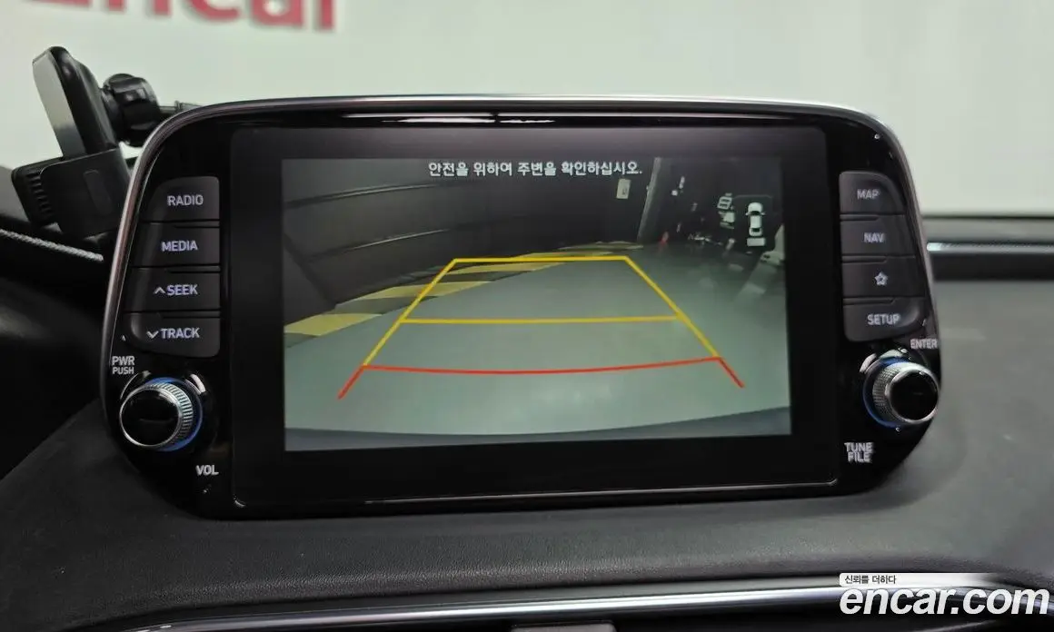 Hyundai Santa Fe 2019 2.0 автомат (гидро), фото 20