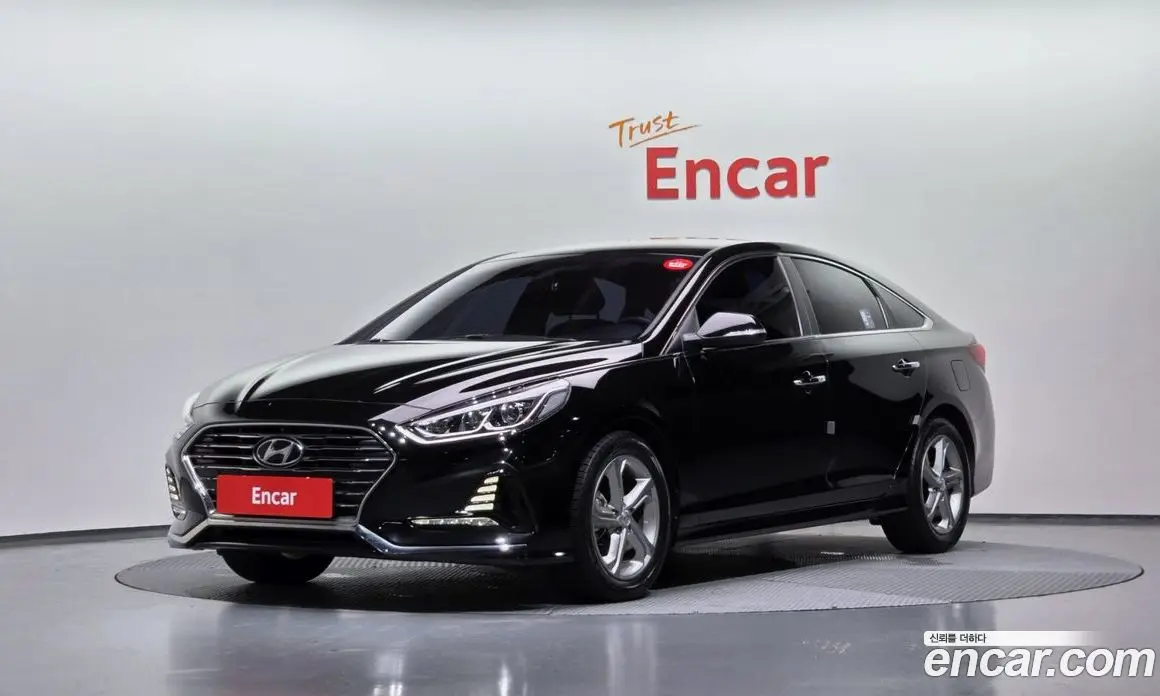 Hyundai Sonata 2017 2.0 автомат (гидро), фото 1 Hyundai Sonata 2017 2.0 автомат (гидро), фото 1