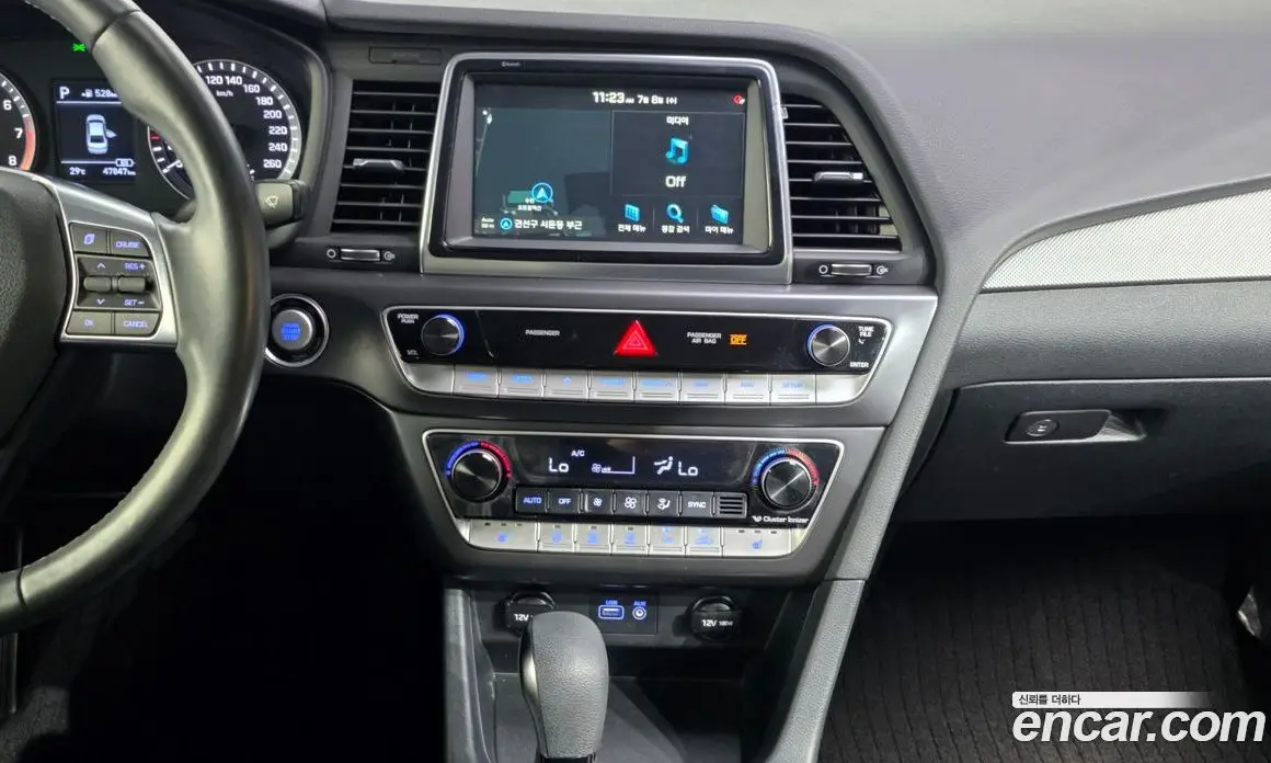 Hyundai Sonata 2017 2.0 автомат (гидро), фото 20 Hyundai Sonata 2017 2.0 автомат (гидро), фото 20