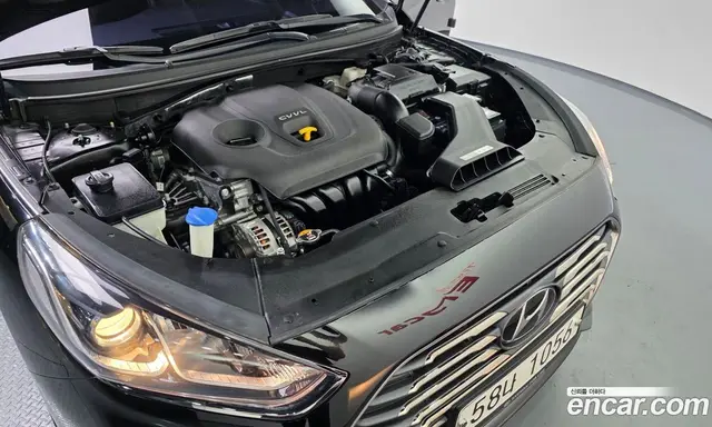 Hyundai Sonata 2017 2.0 автомат (гидро), миниатюра 6 Hyundai Sonata 2017 2.0 автомат (гидро), миниатюра 6