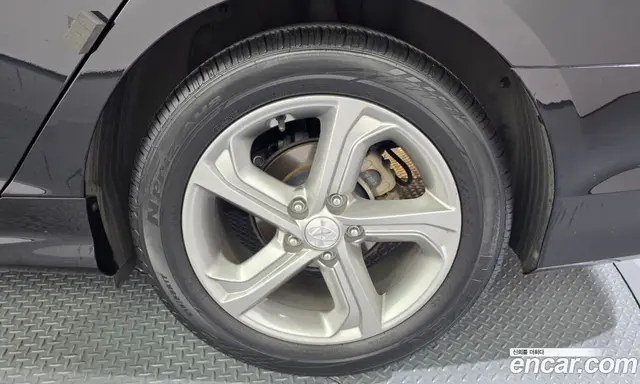 Hyundai Sonata 2017 2.0 автомат (гидро), миниатюра 7 Hyundai Sonata 2017 2.0 автомат (гидро), миниатюра 7
